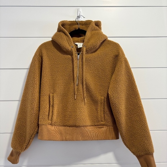 NWOT Club Monaco Teddy quarter zip hoodie size XS - Picture 1 of 14